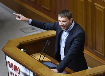 Владимир Парасюк уверяет, что деньги его не интересуют Владимир Парасюк уверяет, что деньги его не интересуют
