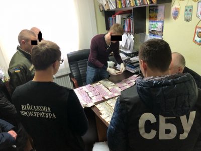 В Харькове "погорел" на взятке директор завода "Укроборонпрома": фото