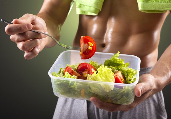 Похудеть без контроля калорий: диетолог на пальцах объяснила самый клевый метод похудения