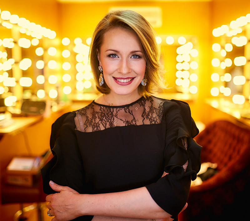 Елена Кравец впервые показала лица своих двойняшек