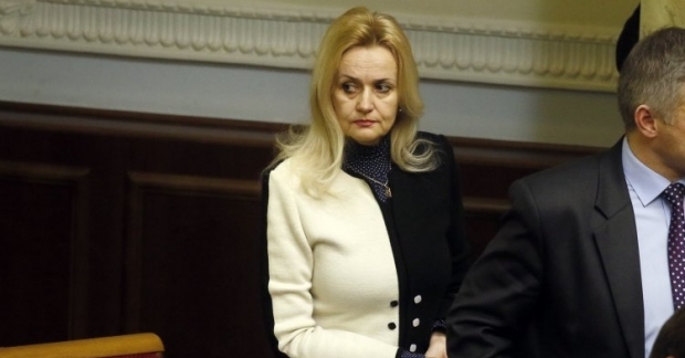 Ирина Фарион снова атаковала иноязычных украинцев - однако на этот раз досталось любителям английского Ирина Фарион снова атаковала иноязычных украинцев - однако на этот раз досталось любителям английского