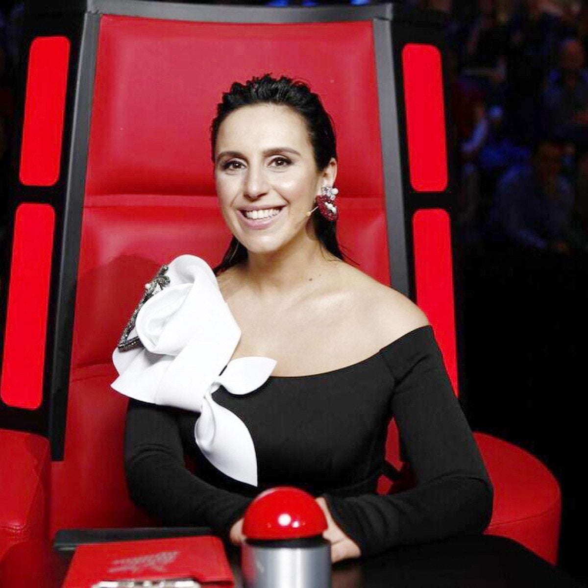 Джамала 2009 и джамала 2022 как менялась. Джамала голос. Жюри Джамала голос Украины. Джамала голос дети. Джамала 2023 голос дети.