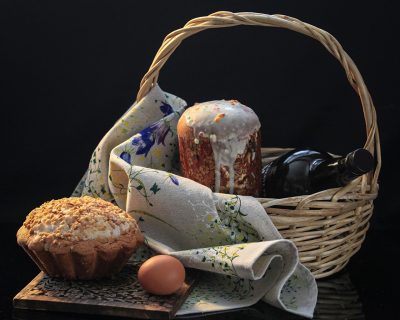 Пасхальная корзина: что святят на Пасху, а что нельзя вносить в храм