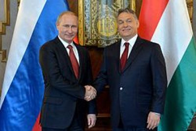 Орбан одобряет политику Путина Орбан одобряет политику Путина