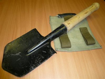 В Виннице наркоман лопаткой избивал прохожих по голове В Виннице наркоман лопаткой избивал прохожих по голове