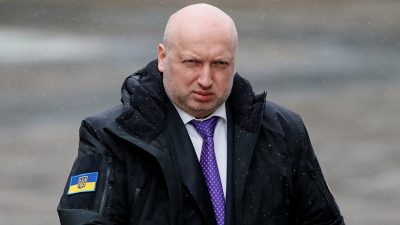 Турчинов и прищур