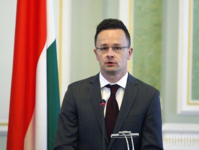 Петер Сійярто Петер Сійярто