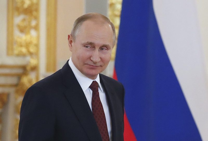 В Stratfor объяснили, как новые "болезненные" санкции США повлияют на отношения Путина с олигархами