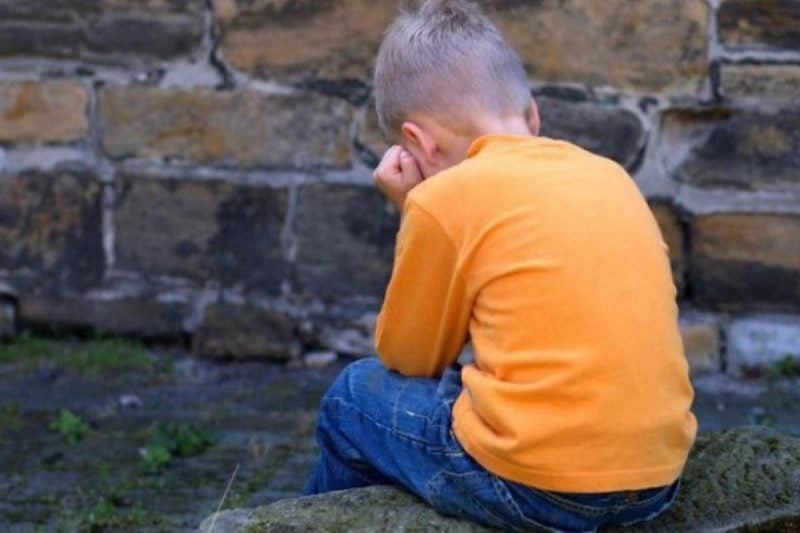 Сорвала злость: в Одесской области мачеха отвезла 4-летнего сына мужа далеко-далеко и бросила