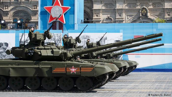 Танки на красной площади Танки на красной площади