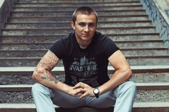 Активиста суд отпустит на поруки нардепов, узнали журналисты – Сергей Стерненко  