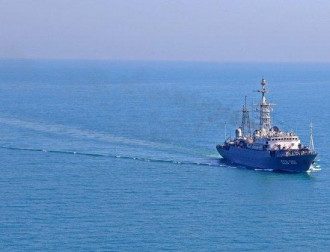 ФСБ досматривает суда в Азовском море