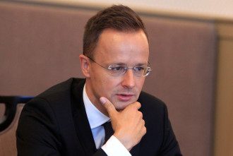 Сійярто висунув звинувачення Україні через Миротворця