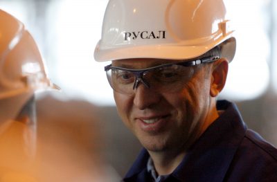 В США СМИ узнали о заморозке активов путинского олигарха Дерипаски
