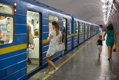 Новости Киева - В метро Киева перестали работать три станции