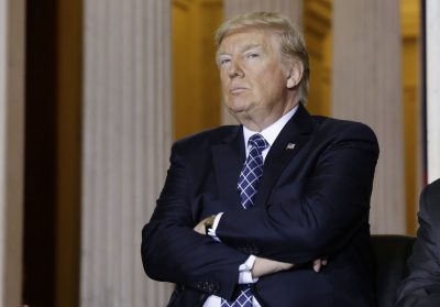Трамп досрочно покинет саммит G7 Трамп досрочно покинет саммит G7