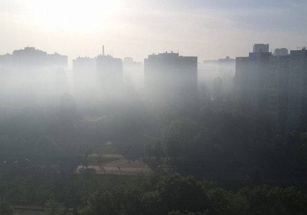 "Что за хрень, накрыло полстраны": в Сети показали опасное загрязнение воздуха в Украине