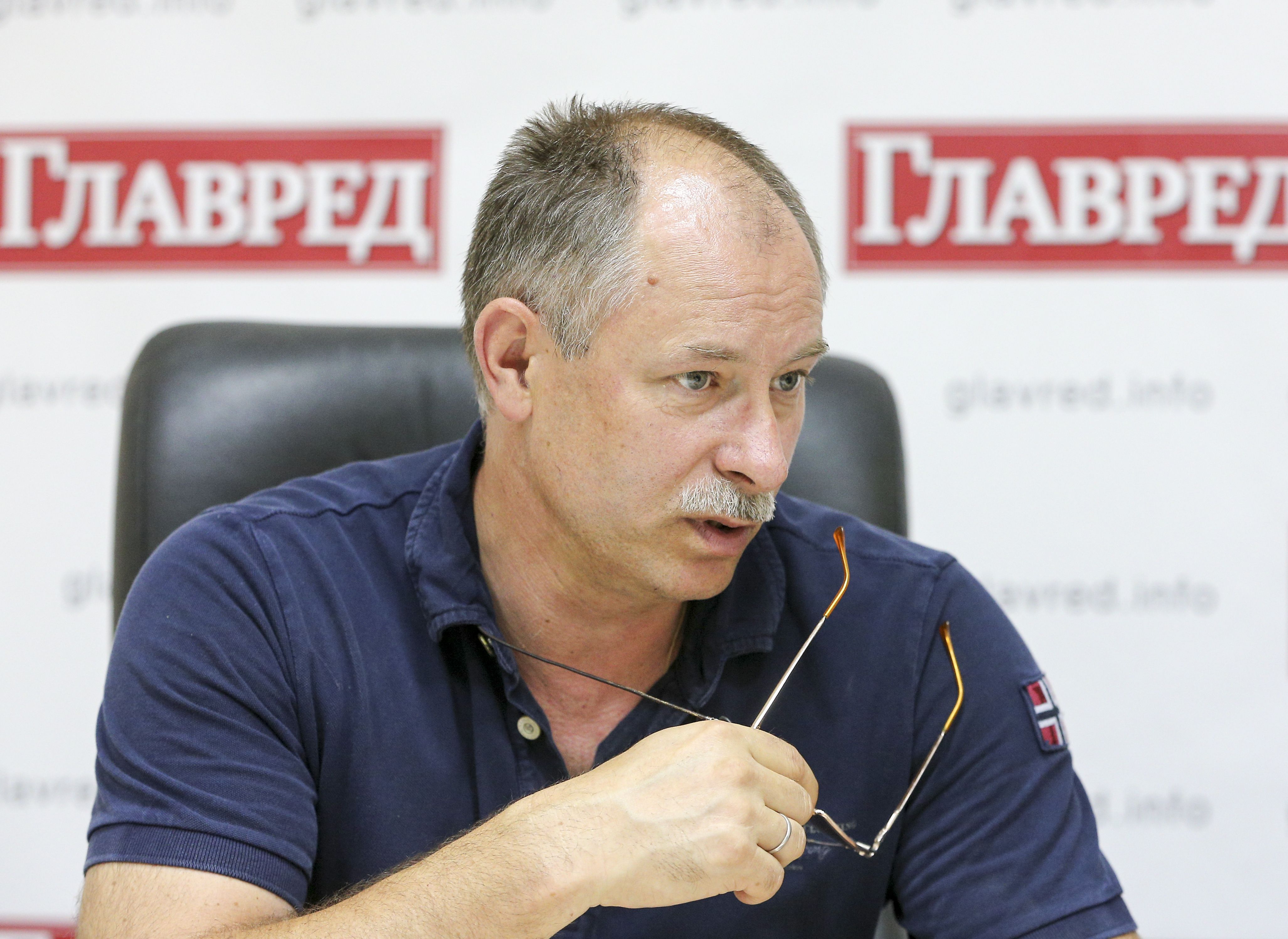На думку Жданова, НАТО може знадобитися додатковий дозвіл Трампа, щоб передати куплену у США зброю для України На думку Жданова, НАТО може знадобитися додатковий дозвіл Трампа, щоб передати куплену у США зброю для України