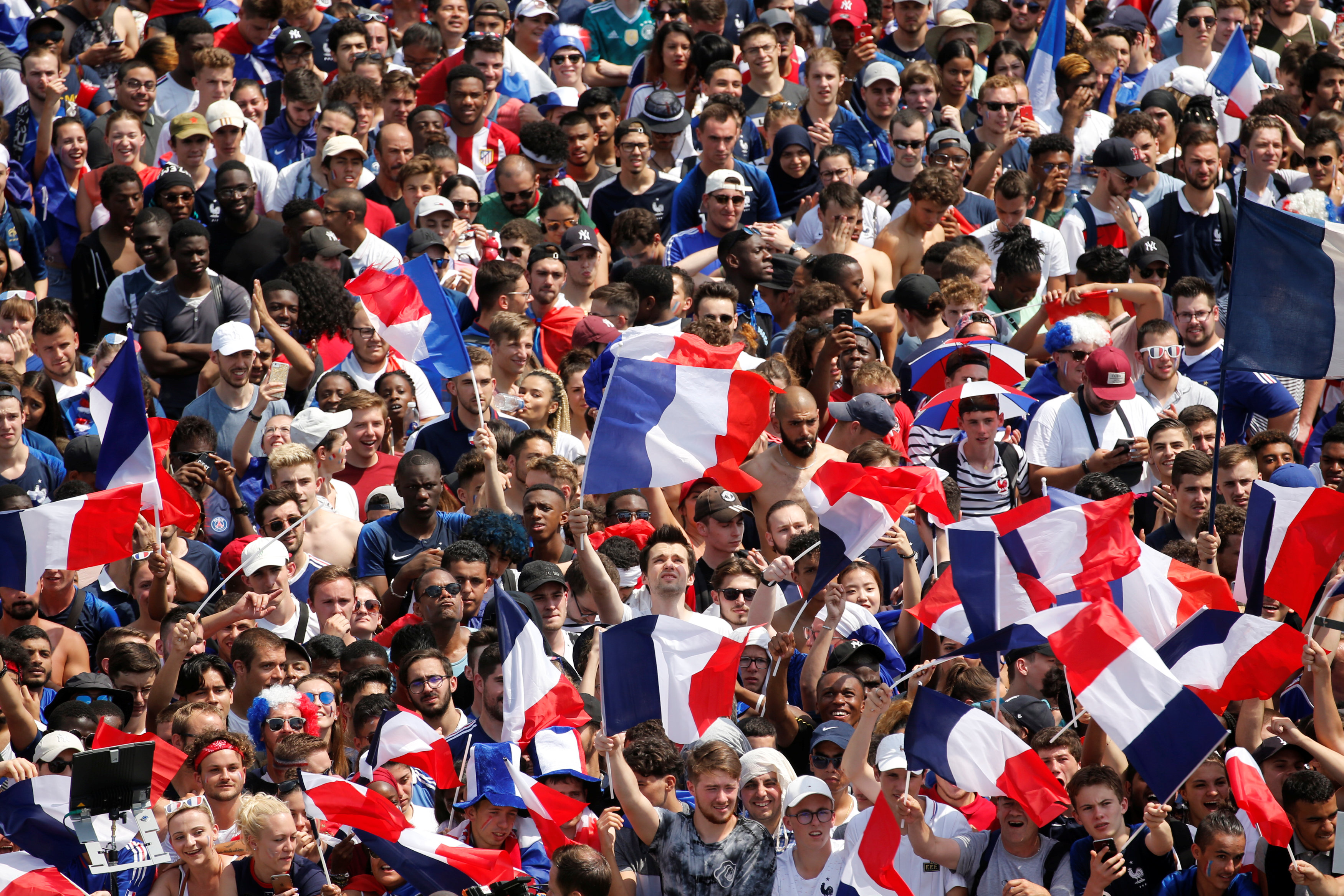 Франция - Хорватия 4:2. Команда Дешама победила на ЧМ-2018 и выиграла второй Кубок Мира. Видео голов, фото