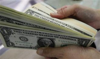Аналитик спрогнозировал, что на следующей неделе в Украине существенно снизится курс доллара