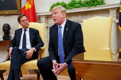 Президент США на встрече с премьером Нидерландов Марком Рютте также поднимал вопрос НАТО.