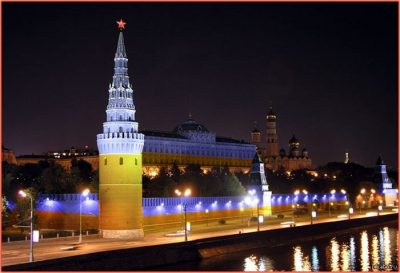 В Москве возжелали перекрасить стены Кремля