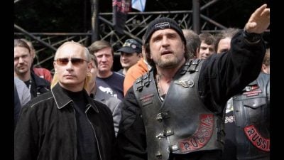 Путинский байкер Хирург нокаутировал известного журналиста на торжестве в Кремле