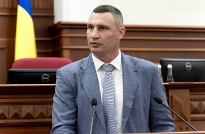 Кличко анонсировал скорое решение проблемы горячей воды в Киеве Кличко анонсировал скорое решение проблемы горячей воды в Киеве