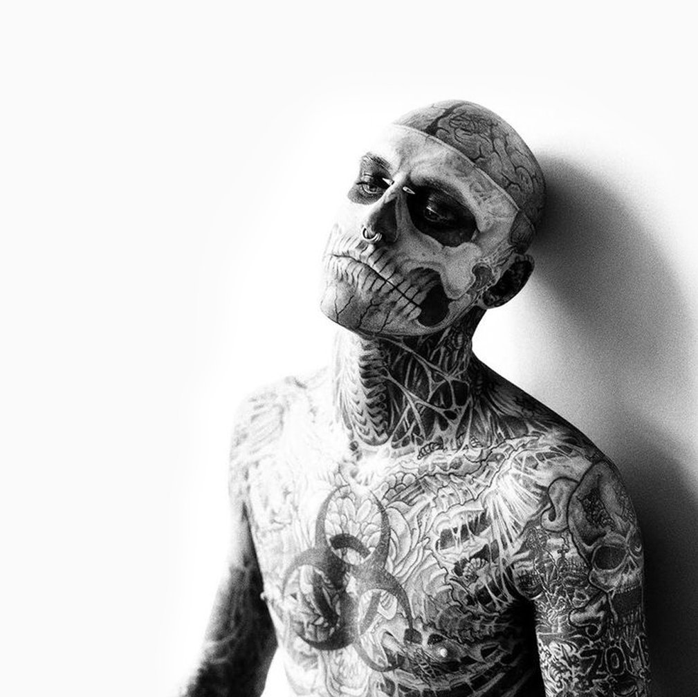 В Канаде умер тату-модель Zombie Boy - В мире. НИА Самара, 