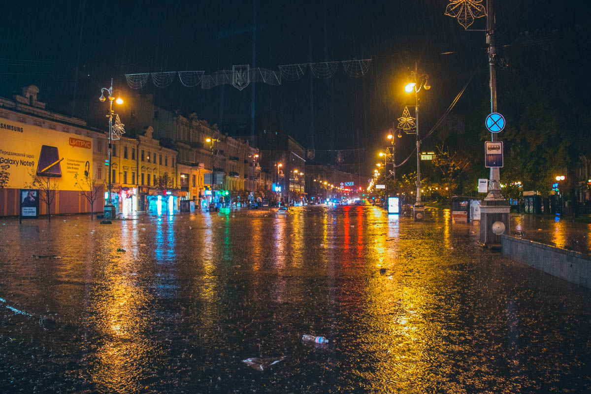 В Киеве затопило Крещатик