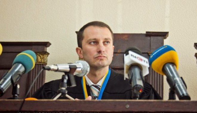 Судья Антонов