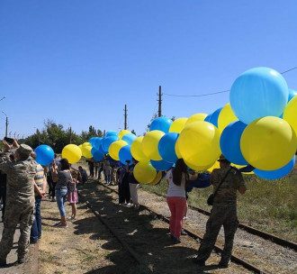 На Донецк! Украинский флаг отправляется в путь