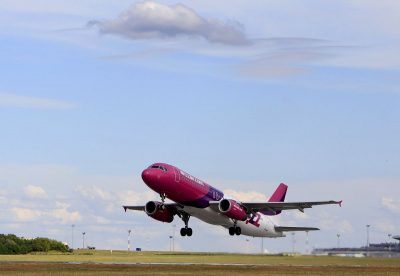 Wizz Air открывает дешевые рейсы в Европу