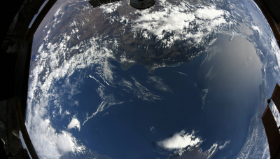 Впервые в истории две женщины выйдут в открытый космос