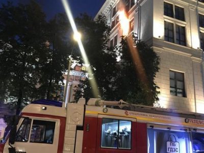 Горящий Центральный Банк РФ Горящий Центральный Банк РФ