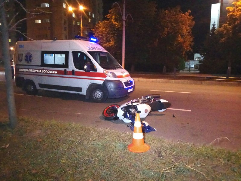 В Киеве мотоцикл убил пешехода