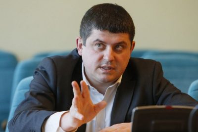 Выборы должны пройти с новой ЦИК и новым Избирательным кодексом - Бурбак