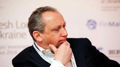 Эксперт об отравлении Скрипалей: Россией руководят "дебилы и кретины"