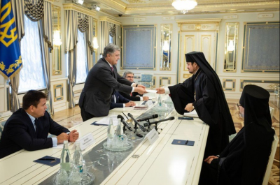 Порошенко встретился с экзархами / Фото: пресс-служба президента Украины