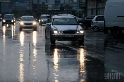 Новости Киева — В Киеве в понедельник был ливень и град Новости Киева — В Киеве в понедельник был ливень и град