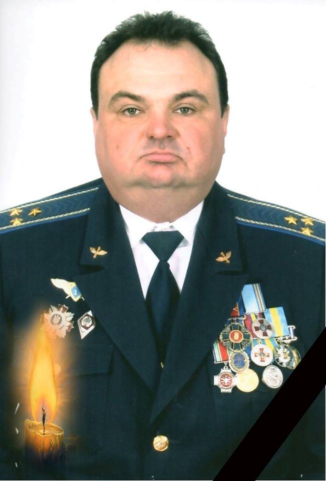 В результате падения истребителя Су-27 погиб полковник Иван Петренко