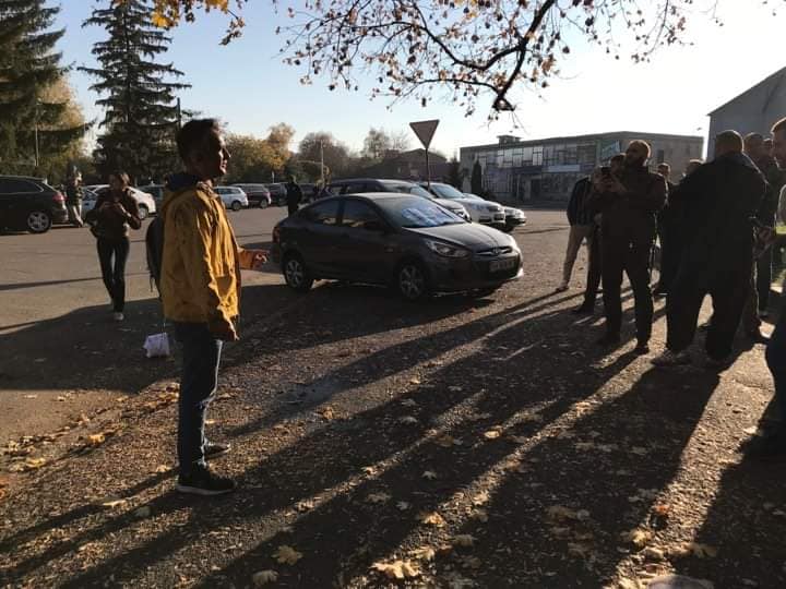 Дмитрия Гнапа облили нечистотами Дмитрия Гнапа облили нечистотами