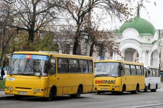 Фото в маршрутке вечером