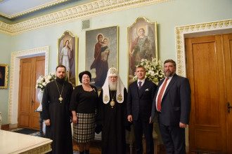 Патриарх, Коболев и компания