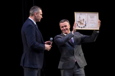 Кличко рассказал о ремонте дорог в Киеве Кличко рассказал о ремонте дорог в Киеве