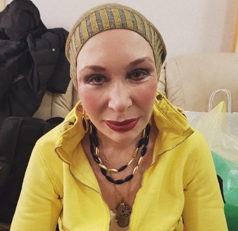 В Москве актрисе Татьяне Васильевой придавило голову дверью в метро