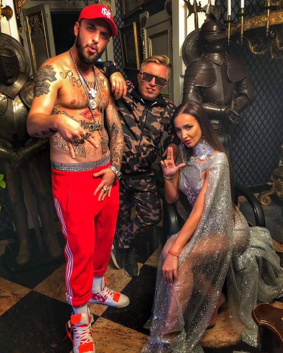 Ольга Бузова «Хуже этого говнища я еще не видел» в Сети