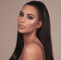 Мінус 10 кг: Кім Кардашьян похвалилася найтоншою талією