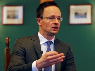 Петер Сійярто Петер Сійярто