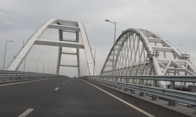 Ученый предупредил: автомобильная часть Крымского моста опущена практически до уровня моря, ее будет заливать волнами при шторме